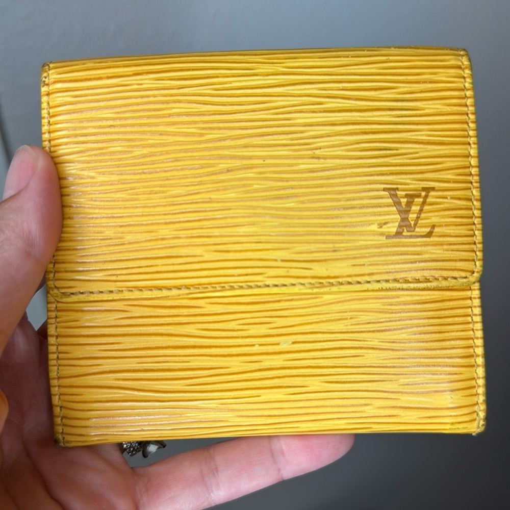 LOUIS VUITTON EPI Elise Credit Trifold Wallet Yellow LV Authentic